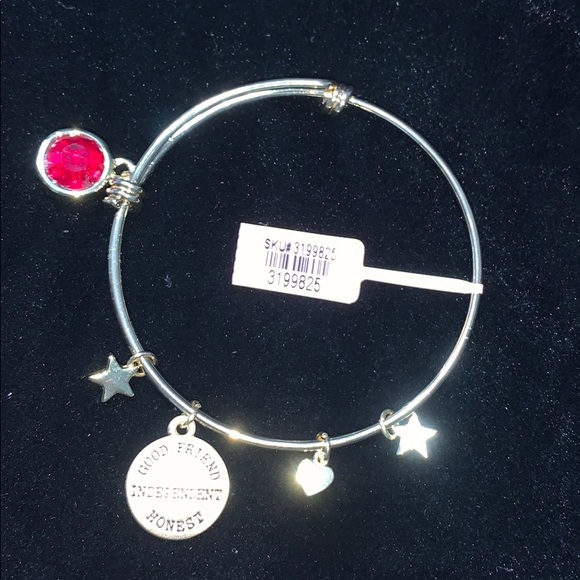 Charm bangle bracelet January/Garnet - Picture 4 of 6